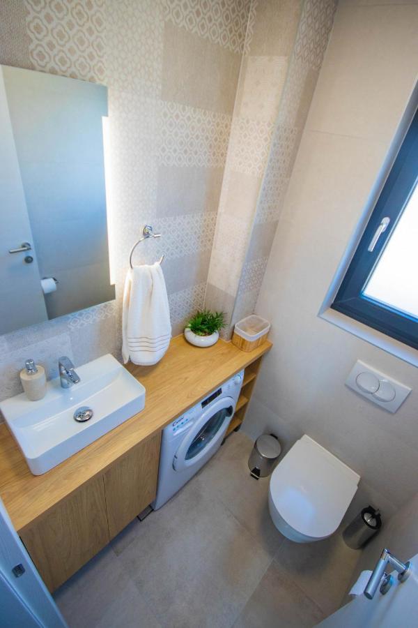 Apartmani Le-Lu Kaštela Exteriér fotografie