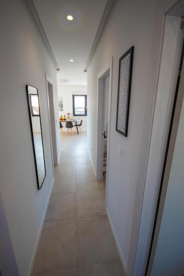 Apartmani Le-Lu Kaštela Exteriér fotografie