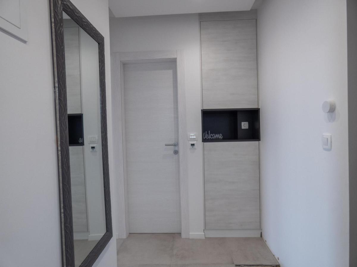 Apartmani Le-Lu Kaštela Exteriér fotografie